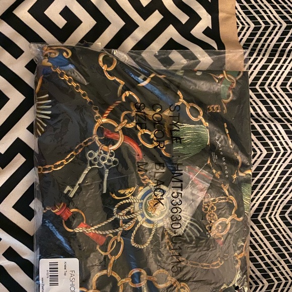 Top - Picture 4 of 5